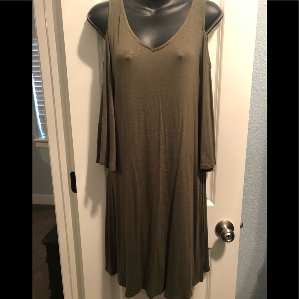New MSK Cold Shoulder Dress